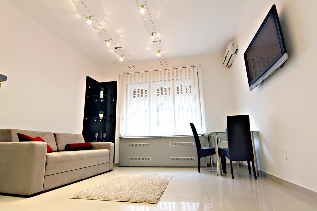 City Centre Apartment Novi Sad Ngoại thất bức ảnh